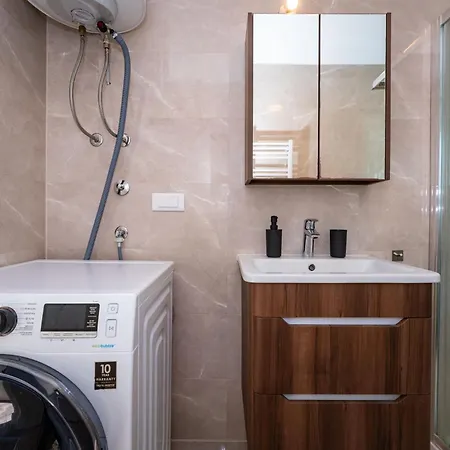 Luxury Beachfront Paradise Apartman Vir