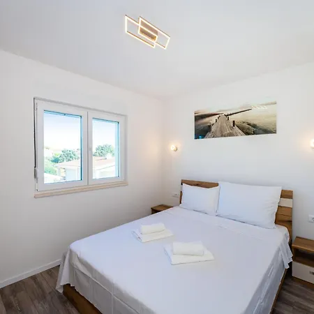 Luxury Beachfront Paradise Apartman *