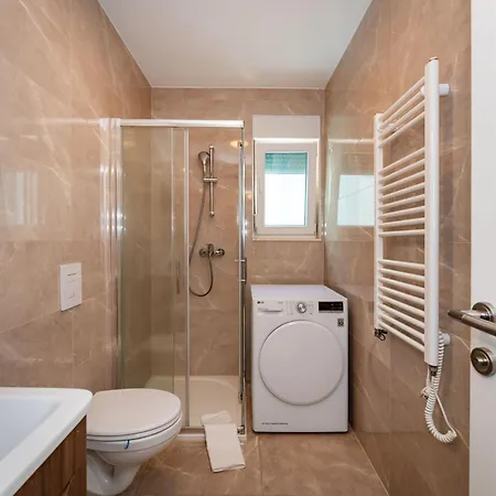 Luxury Beachfront Paradise Apartman *