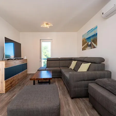 Luxury Beachfront Paradise Apartman