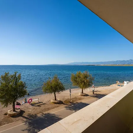 Apartman Luxury Beachfront Paradise *