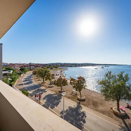 Apartment Luxury Beachfront Paradise *