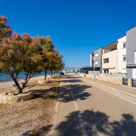 Apartment Luxury Beachfront Paradise *